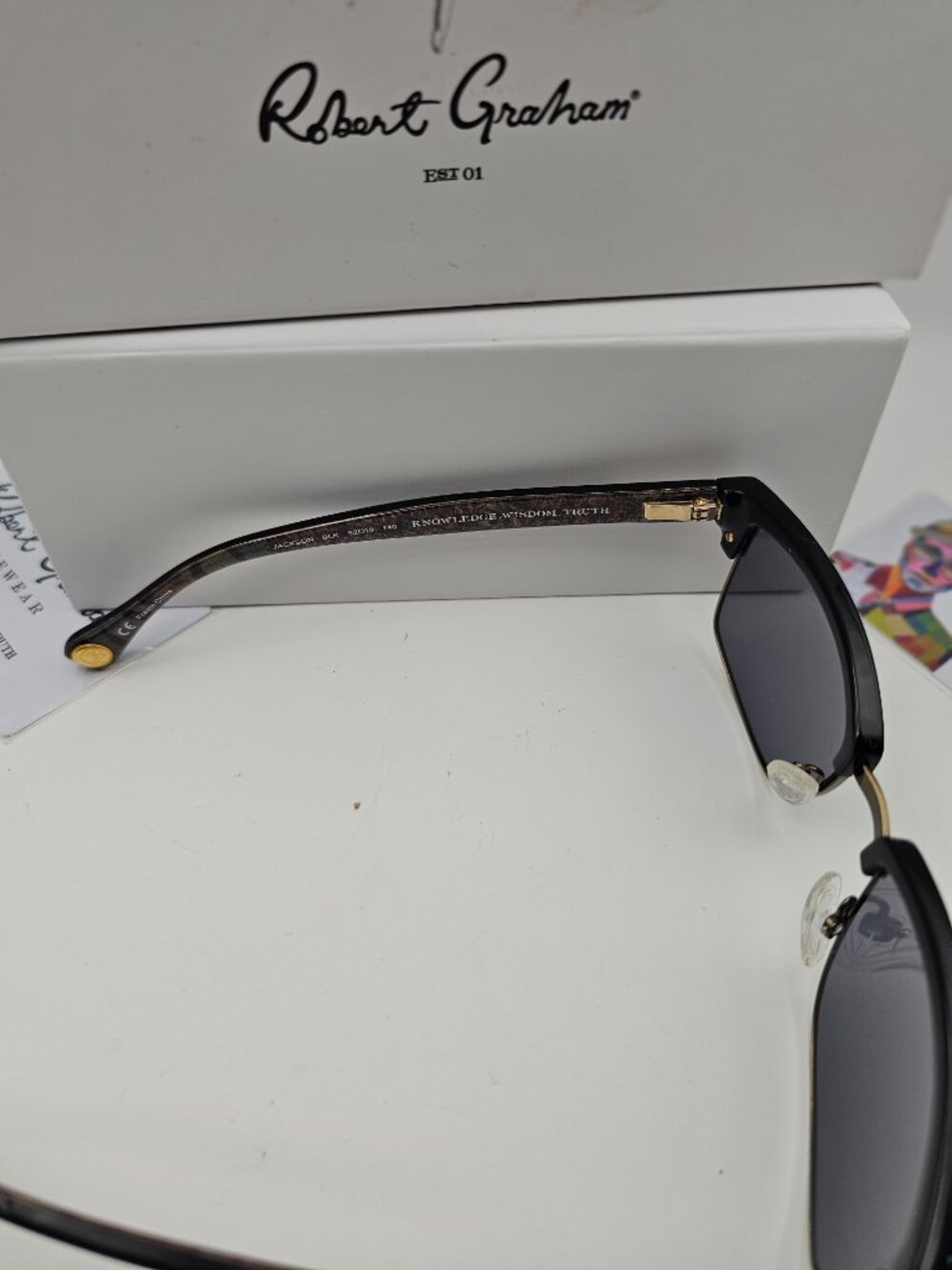 Robert Graham “Jackson” Sunglasses – Black Frame, Grey Lenses – Full Set - NIB - Picture 5 of 10